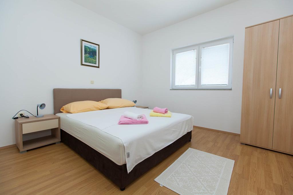 דראמליי Apartmani Turudic מראה חיצוני תמונה